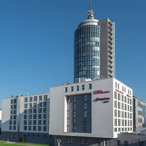 מלון Hampton By Hilton West
