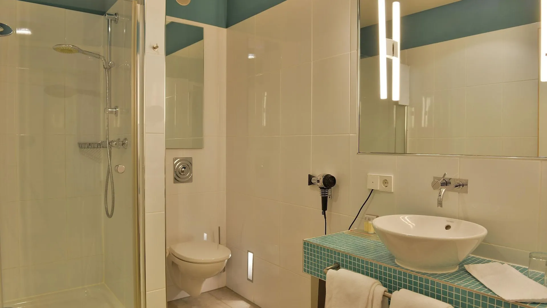 ****  Hotel Santo Cologne Germany
